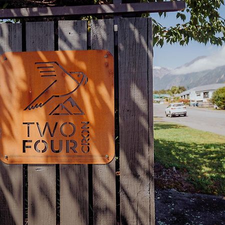 Two Four Cron Franz Josef Villa Exterior photo